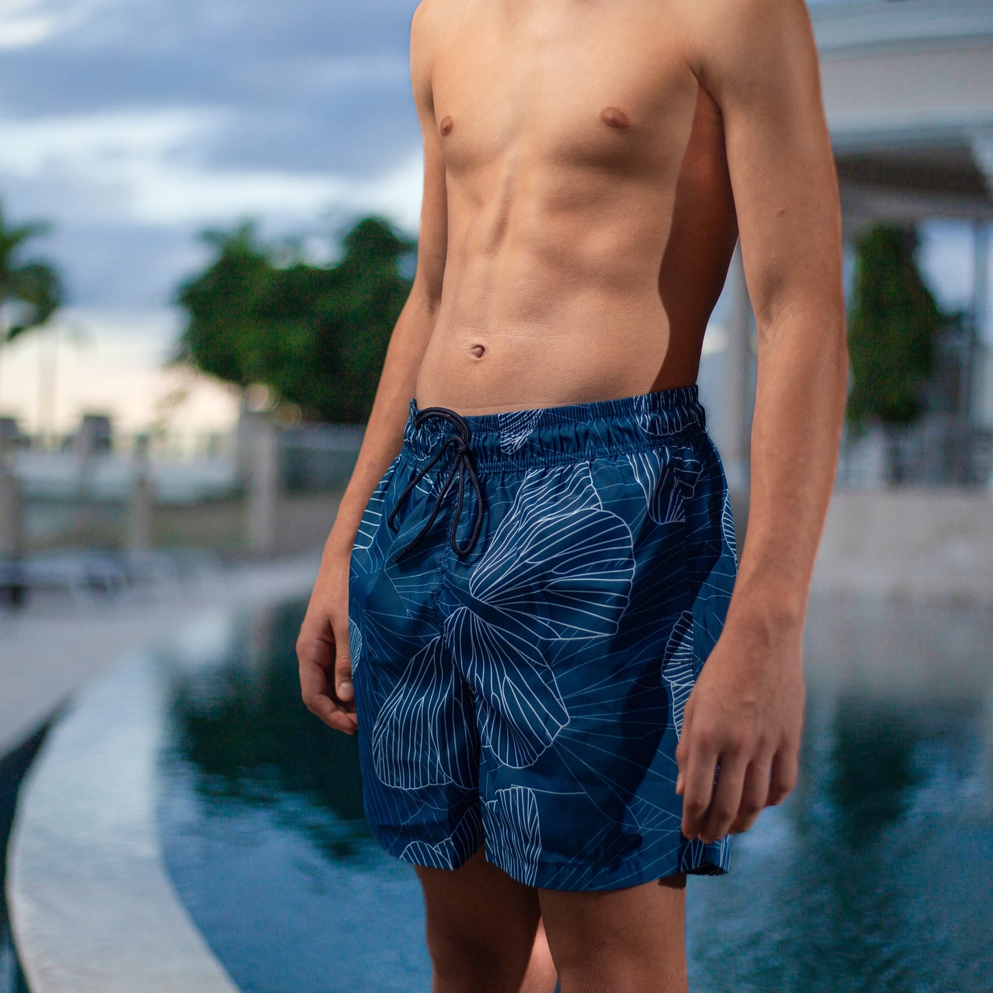 GEOMETRIC BLUETTERFLY SWIM TRUNK
