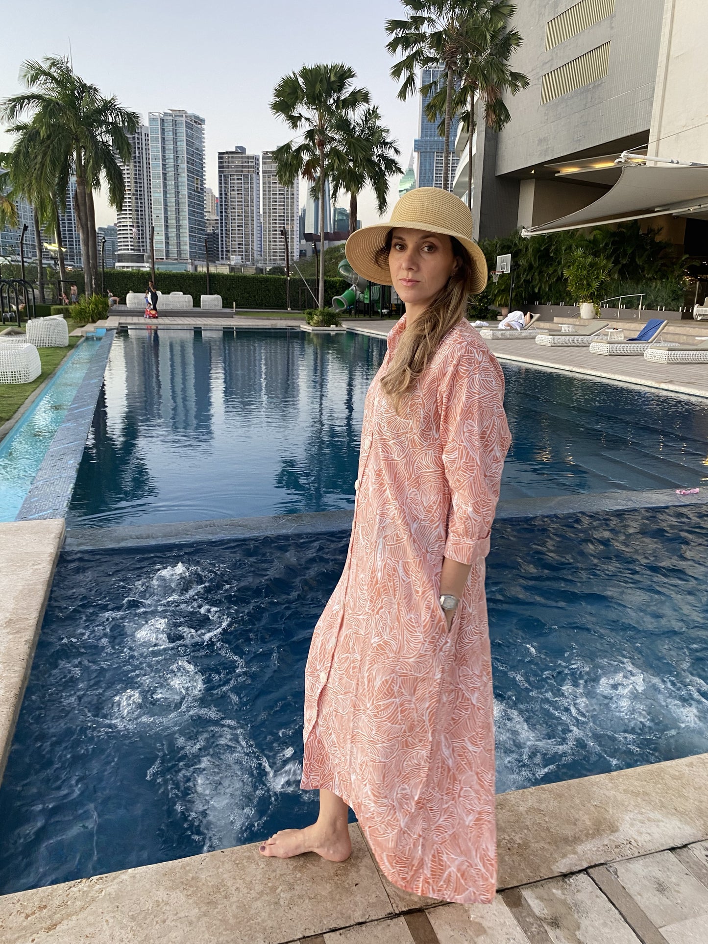 SCRIBBLE RESORTWEAR