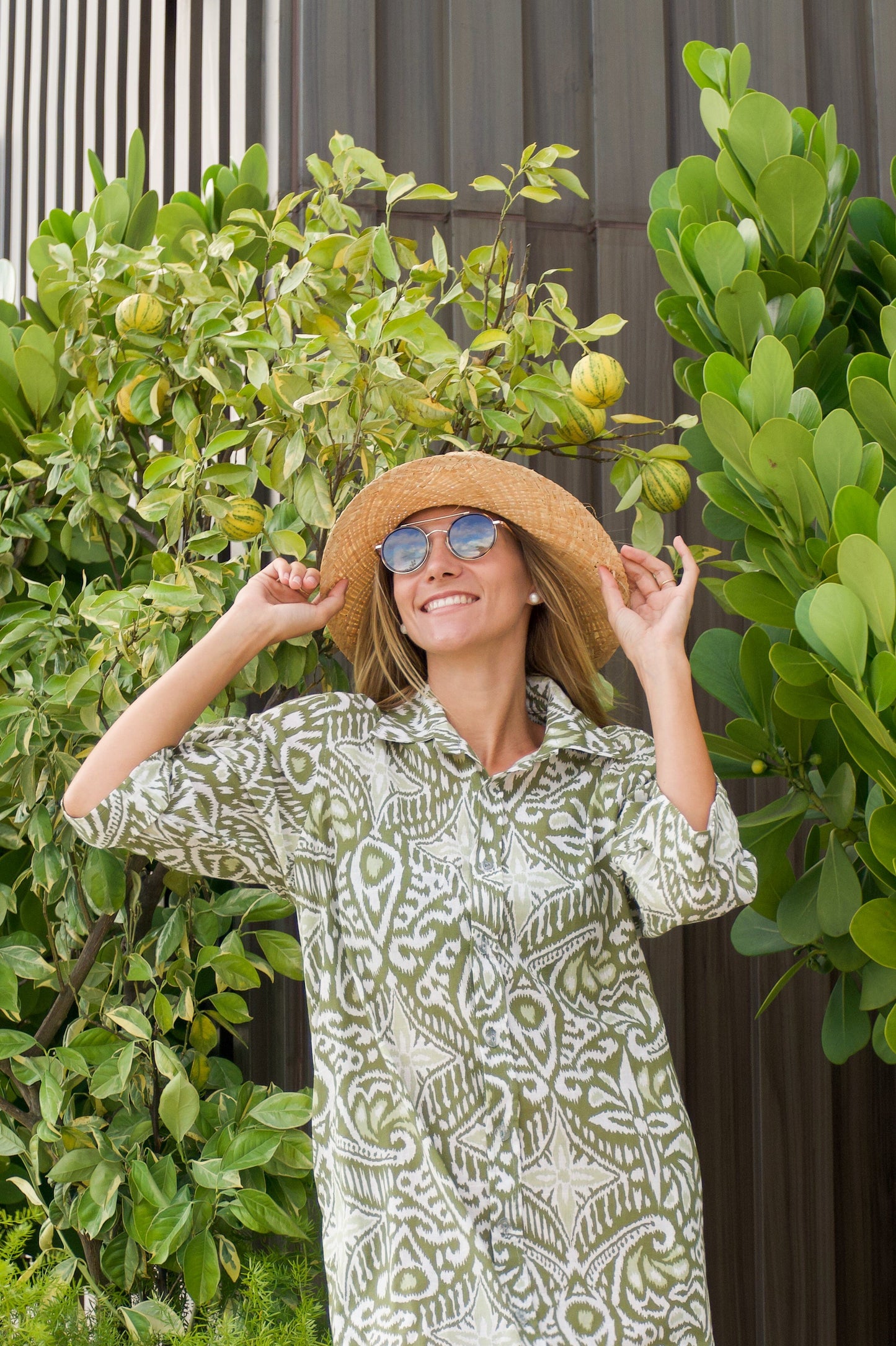 CAREY BAY RESORTWEAR